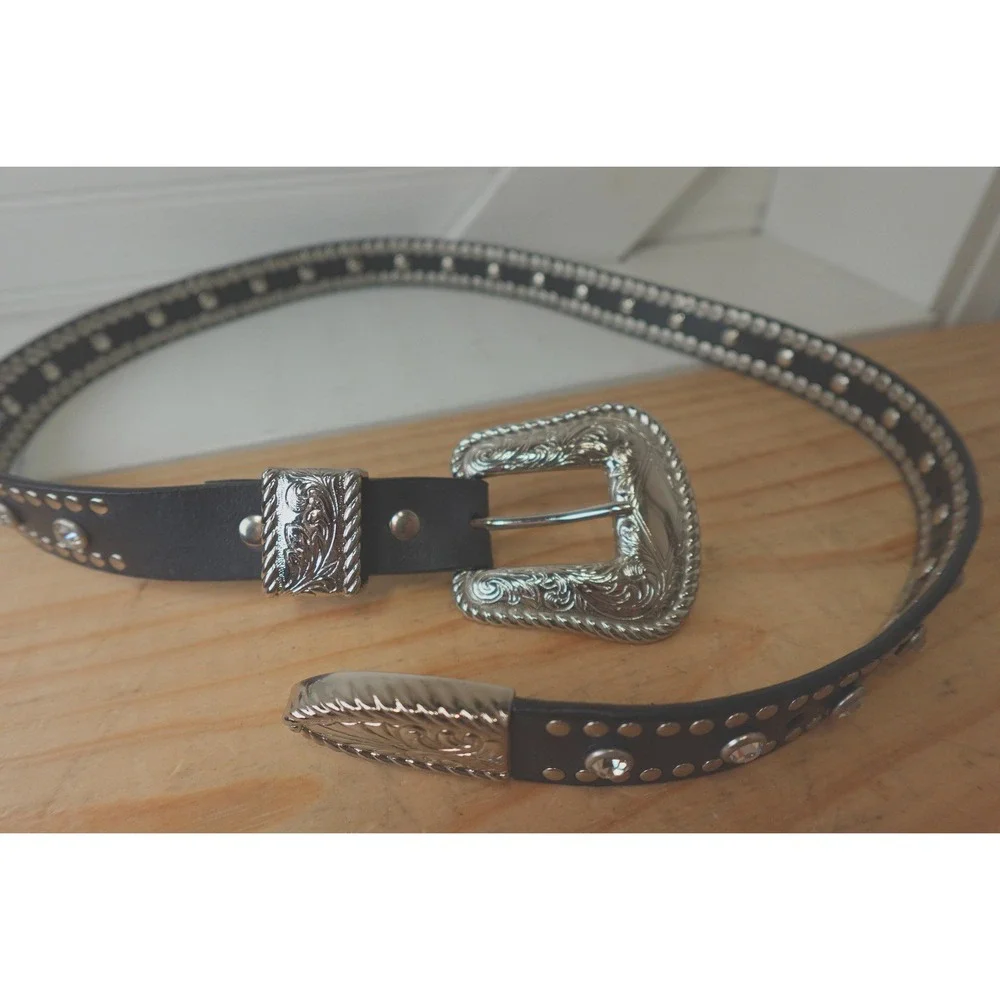 Women's Black Leather Studded Nocona Belt Medium‎ Rhinestones Silver Tone Buckle